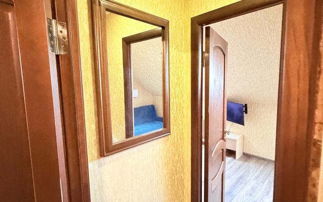Castnyj dom s saunoj i bassejnom v kurortnoj zone