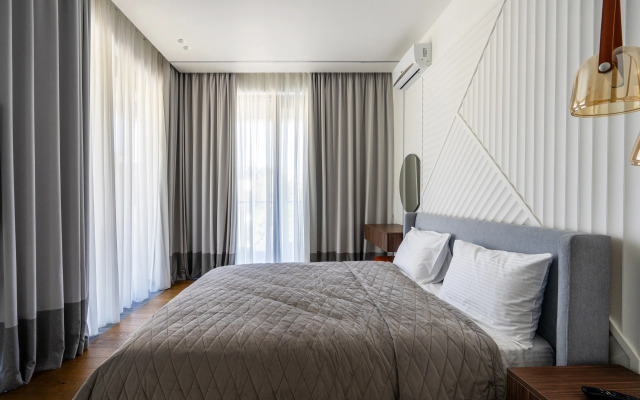 Частный дом 2-х этажный коттедж с дизайнерским ремонтом