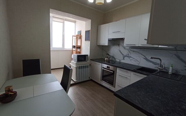 Na 3-J Zelenginskoy 3 Flat