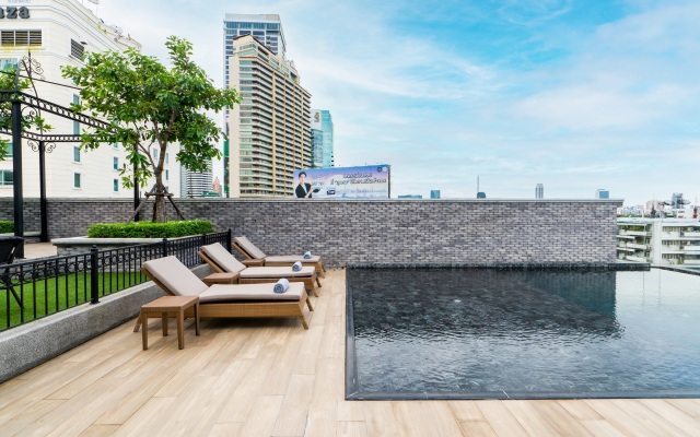 The Coach Hotel Sukhumvit / Asok BTS Bangkok by Compass Hospitality