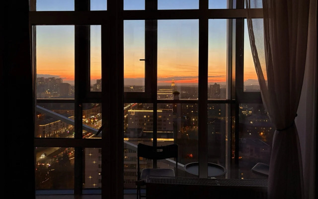 Квартира Стильная видовая студия в центре