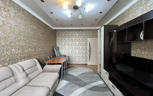 Na Ulitse Raimkulova 2 Flat