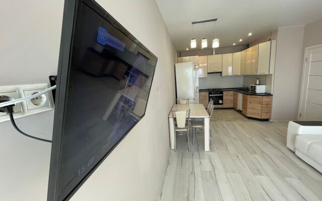 2-Kh Apartamenty Na Chkalova 18 Ryadom S Pl. Pobedy Flat
