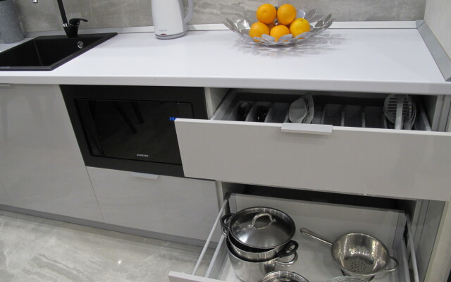 Na Bulvare Nadezhd 4/3 Apartments