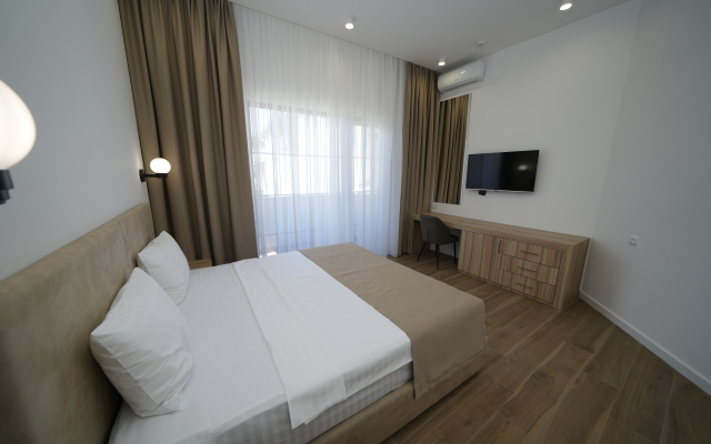 Hotel Ser In Hotel