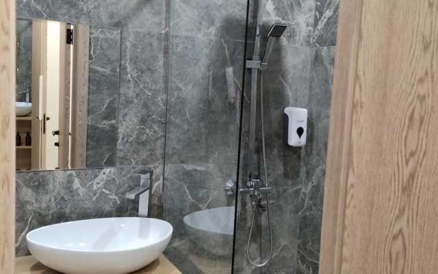 Na Naberezhnoy Tolstogo, 41, номер 3 Apartments