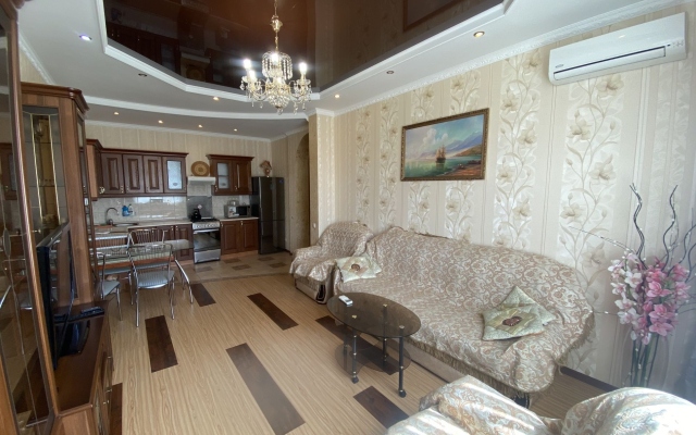 Апартаменты 201 Колхозная 9