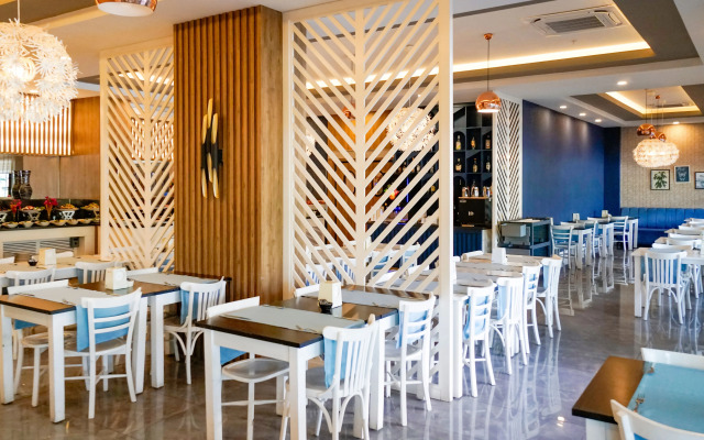 Отель Istanbul Beach