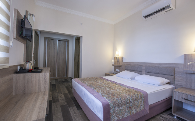 Arsi Enfi City Beach Hotel