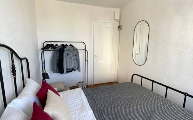 Апартаменты у Метро Светлый Мир