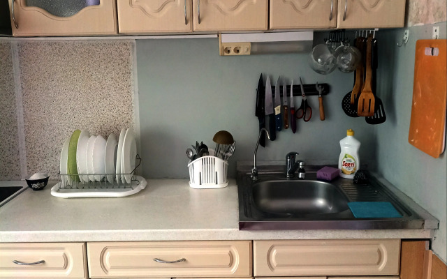 Мебелированные комнаты Уютная комната на 4 человека в трёхкомнатной квартире