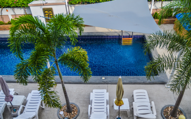 4 Palms Resort Hotel