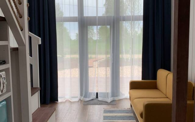 Частный Дом Sheluha House