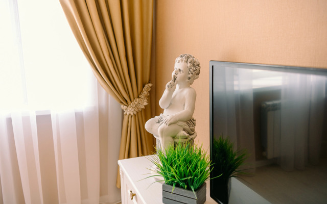 Апартаменты Любимый дом на Антонова 74