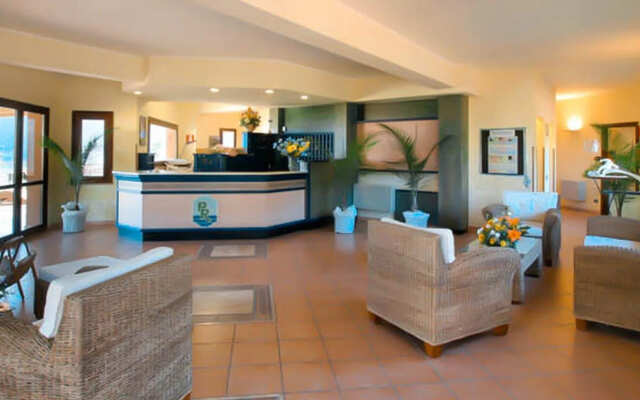 Hotel Village Club Porto Rhoca