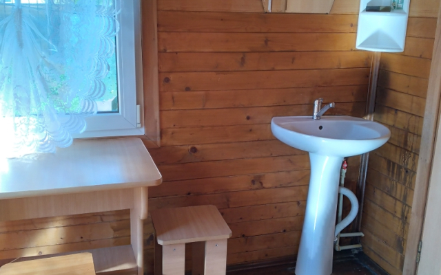 Частный дом 17м на участке 8 соток