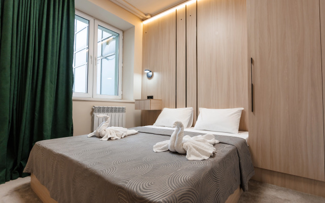 Luxx Aparts Hostel
