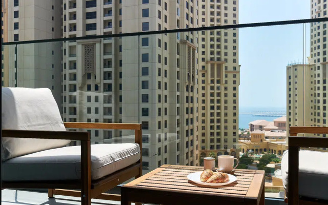 Welcome Home In Liv Residence Apartments