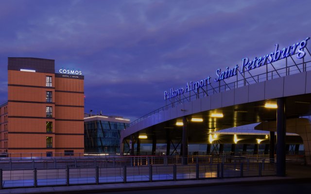 Cosmos Saint -Petersburg Pulkovo Airport Hotel