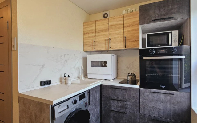 Uyutnaya s Ogromnoy Krovatyyu Flat