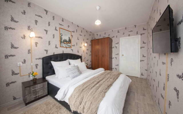 Квартира однокомнатная на 78 Добровольческой бригады 19