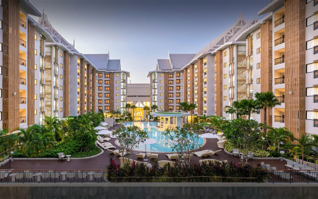 Отель Wyndham Jomtien Pattaya