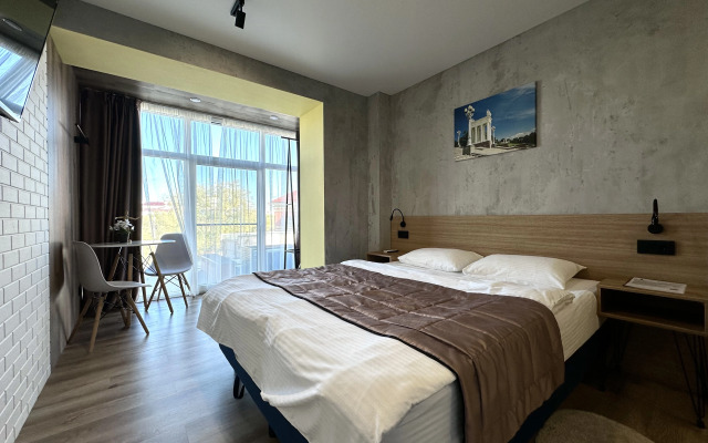 Kalancha Studio Loft Apartments