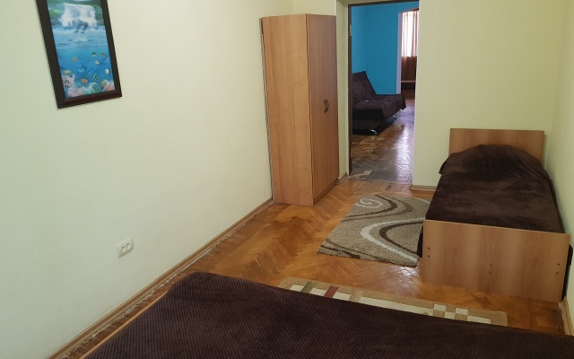 2-Kh Komnatnye Apartments