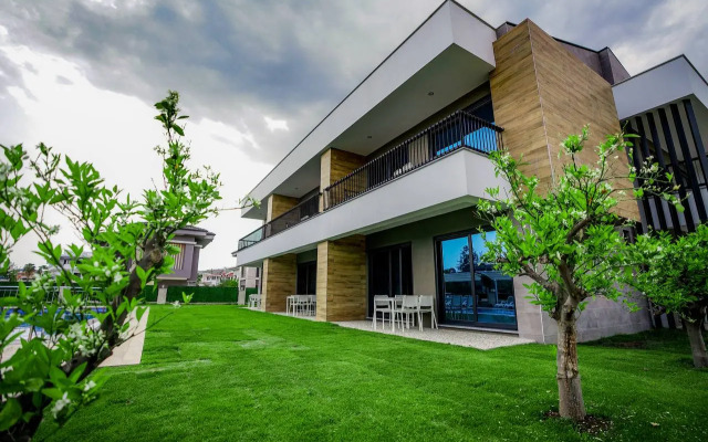 Sweet Home Kemer Apartments