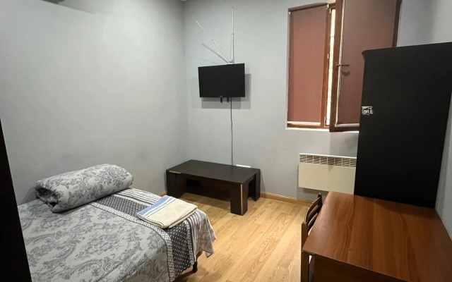 Komitas Guest House