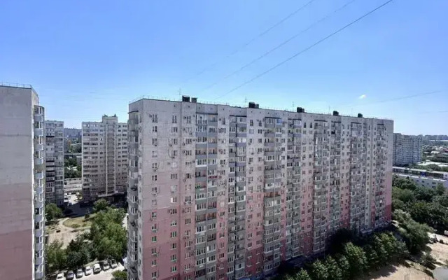 Квартира на  Александра Покрышкина 2к1 386