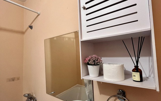 Uyutnaya Nedaleko Ot Tsentra Goroda Flat