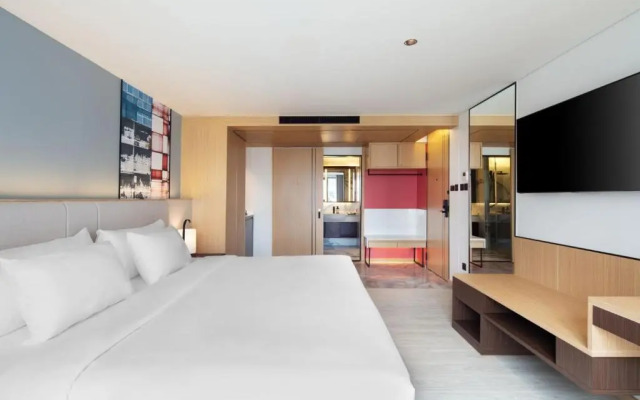 Best Western Click Sathorn 11