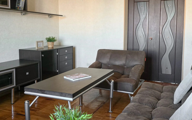 Gold Fish Na Ordzhonikidze 2 Flat