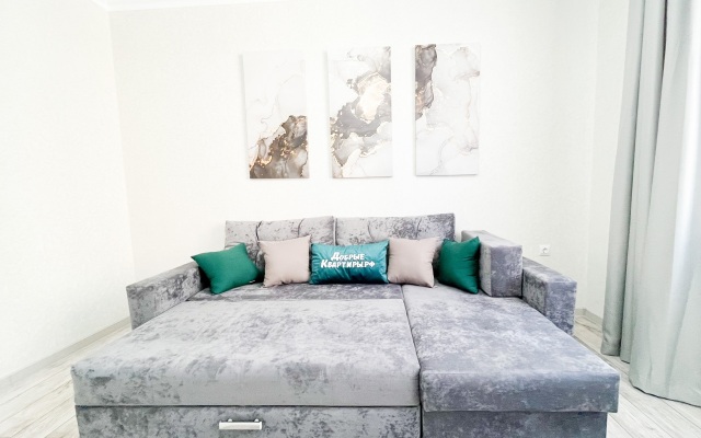 Апартаменты Добрые Квартиры на Сиверса Новый Жк