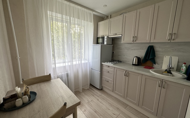 Volzhskiy bereg na Trekhsvyatskoy, 28 Flat