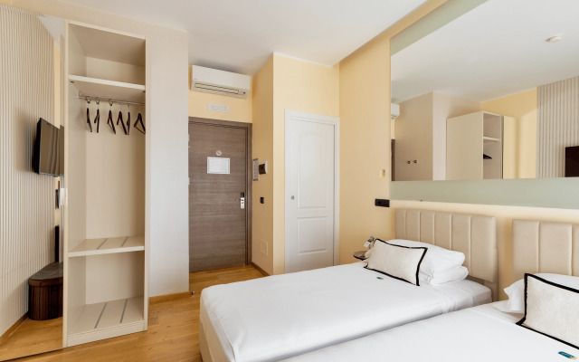 Бутик-отель AH Fashion District