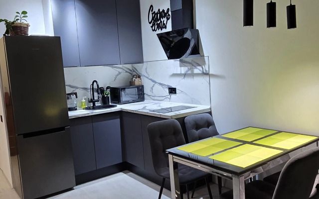 Квартира на Сергея Жадобкина 11