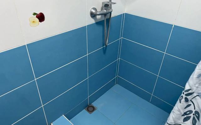 075 Dvukhkomnatnaya V Tsentre Flat