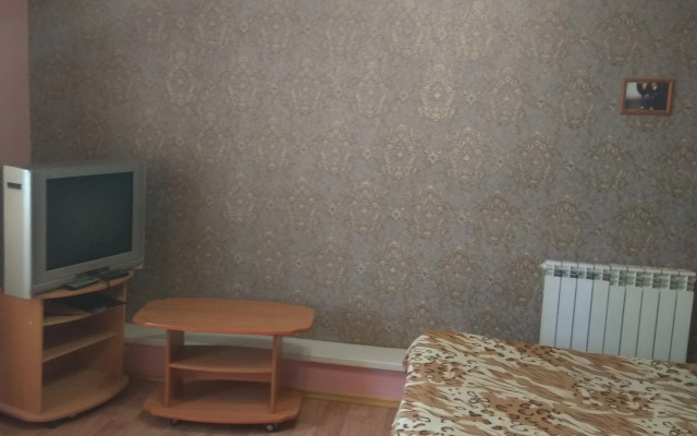 Uyutnaya Studiya V Tsentre Flat