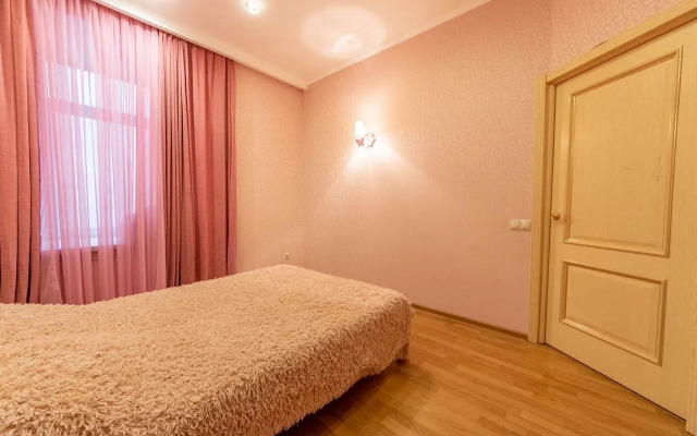 Na Ulitse Glinki 1 Flat
