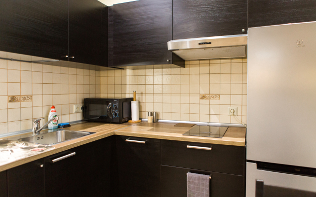 Na Ulitse Dmitriya Mihajlova 4 Apartments