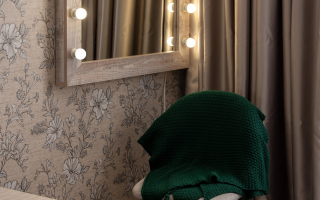 Квартира Warm 100