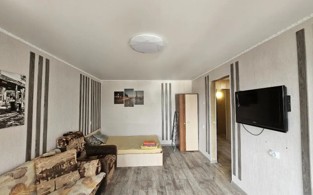 L.v.hotels Na Prospekte Lenina 88 Flat