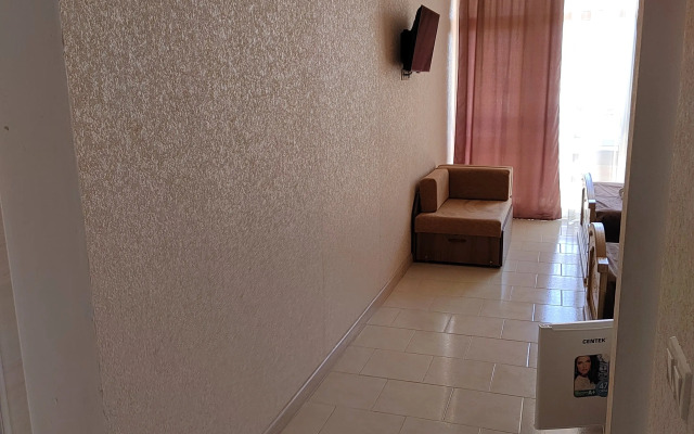 Robert I Oksana Guest house