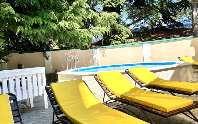 Imperial-2011 Hotel