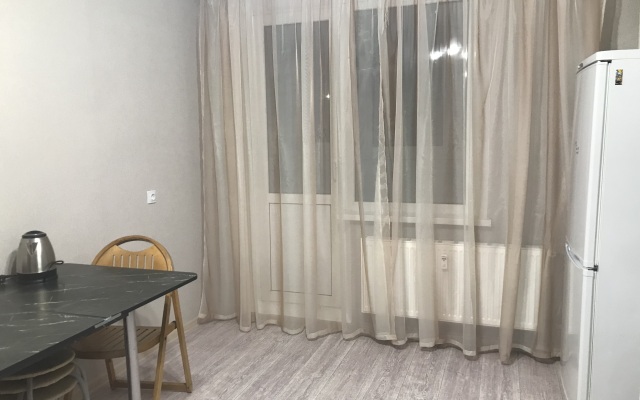 DvuKhkomnatnye Zhk Suvorovskiy Apartments