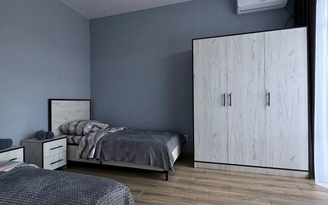 Green Fox Na Yasnoy 1 Flat