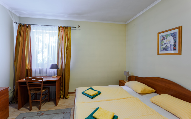 Na Kashtanovoy Guest house