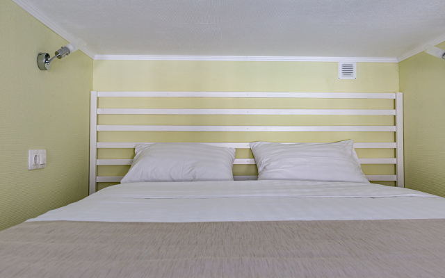 Комфортные 4х местные апартаменты с видом на канал Грибоедова